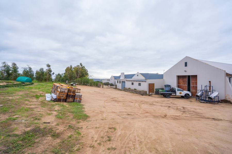 9 Bedroom Property for Sale in Olifantskop Western Cape